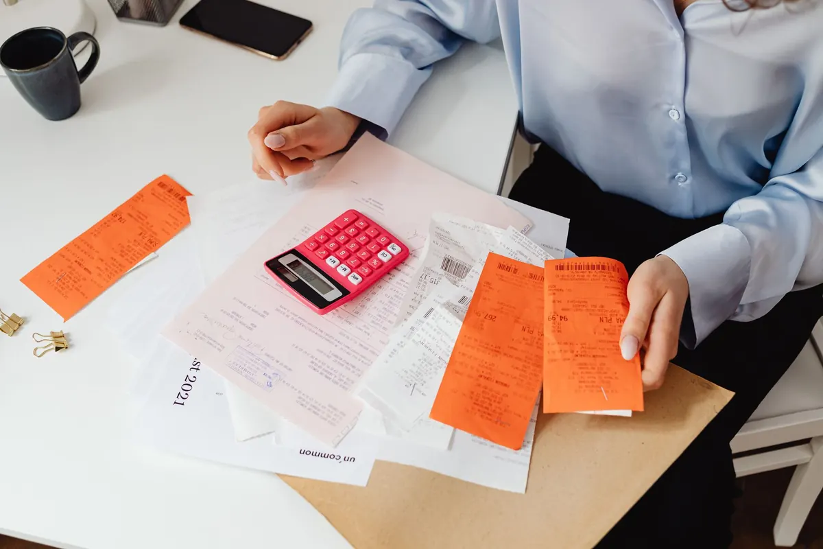 The 50/30/20 Rule Explained for UK Households: Does It Work With UK Bills?
